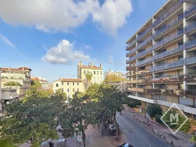 Vente Appartement MARSEILLE-7EME-ARRONDISSEMENT 