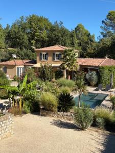 Vente Maison 6 pi�ces ROCHEFORT-DU-GARD 30650