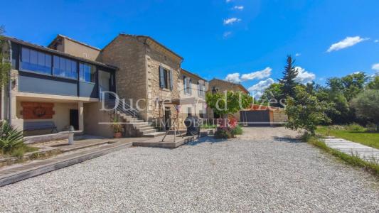 Vente Maison 9 pièces UZES 30700