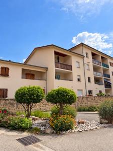 Location Appartement 4 pi�ces CREPOL 26350