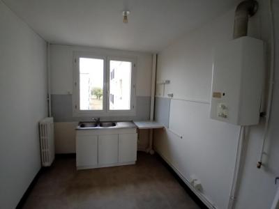 Location Appartement 4 pi�ces VOUZIERS 08400