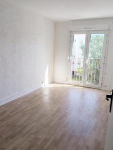 Location Appartement SAINT-ANDRE-LES-VERGERS 10120