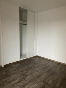 For rent Apartment LABARTHE-SUR-LEZE 