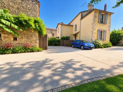 Vente Maison 7 pi�ces COULONGES-SUR-L'AUTIZE 79160