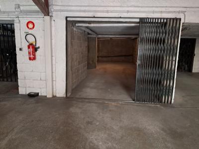 For rent Parking SENS CENTRE VILLE 89