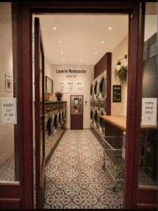 For sale Commerce PARIS-18EME-ARRONDISSEMENT  75