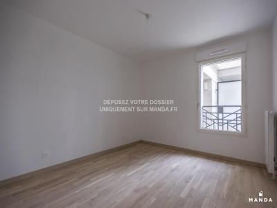 Location Appartement CLICHY  92
