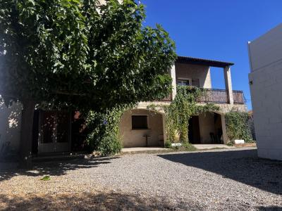 Vente Maison 7 pi�ces SAINT-GILLES 30800