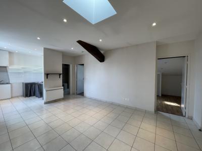 Location Appartement 3 pièces LYON-7EME-ARRONDISSEMENT 69007