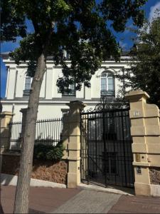 Location Appartement ISSY-LES-MOULINEAUX  92