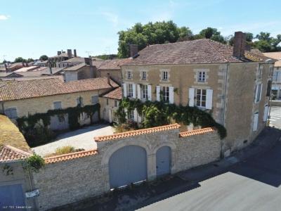 For sale Prestigious house CHAMPAGNE-MOUTON  16