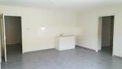Louer Appartement 74 m2 Grieges