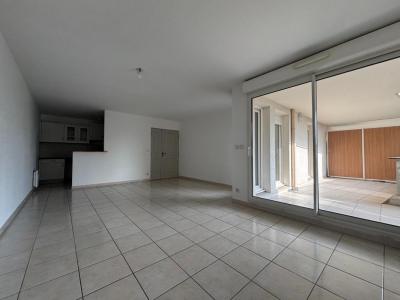 Location Appartement 4 pi�ces AVIGNON 84000