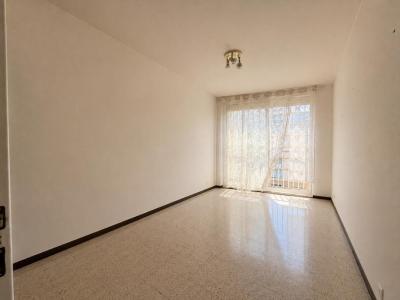 Location Appartement MARSEILLE-10EME-ARRONDISSEMENT 