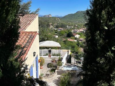 Vente Maison 5 pi�ces SAINT-MAIME 04300