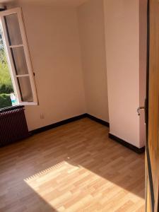 Location Maison SAINTE-FOY-LA-GRANDE  33