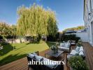 For sale House Saintes  17100 242 m2 7 rooms
