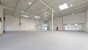 Louer Commerce 1117 m2 Blanc-mesnil
