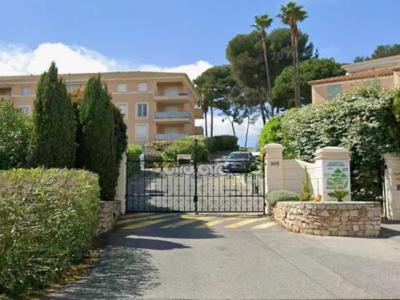 Location Parking BIOT 