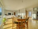 House SAINT-JEAN-D'ANGELY sainte m�me