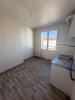 Louer Appartement Chapelle-saint-luc 453 euros