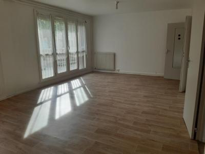 Location Appartement 4 pièces SAINT-LOUP-SUR-SEMOUSE 70800