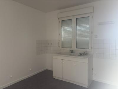 For rent House CHATRE 