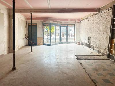 Location Local commercial PAU 64000