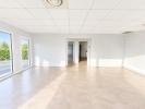 Louer Local commercial 103 m2 Taillan-medoc