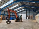 Louer Commerce 500 m2 Vitre
