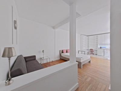 Location Appartement PARIS-18EME-ARRONDISSEMENT 