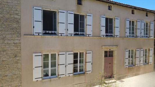 Vente Maison 6 pièces SAUZE-VAUSSAIS 79190