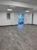 Louer Commerce Challes-les-eaux 12240 euros
