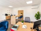 Louer Local commercial Taillan-medoc 8256 euros