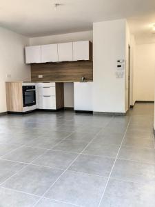 Location Appartement 3 pièces CHAMBERY 73000