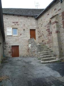 Location Maison RODELLE 