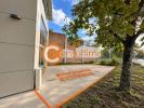 Louer Local commercial 49 m2 Carbon-blanc