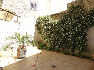 For sale House POMEROLS HYPER CENTRE