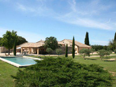 Location vacances Maison 8 pièces SAINT-CANNAT 13760